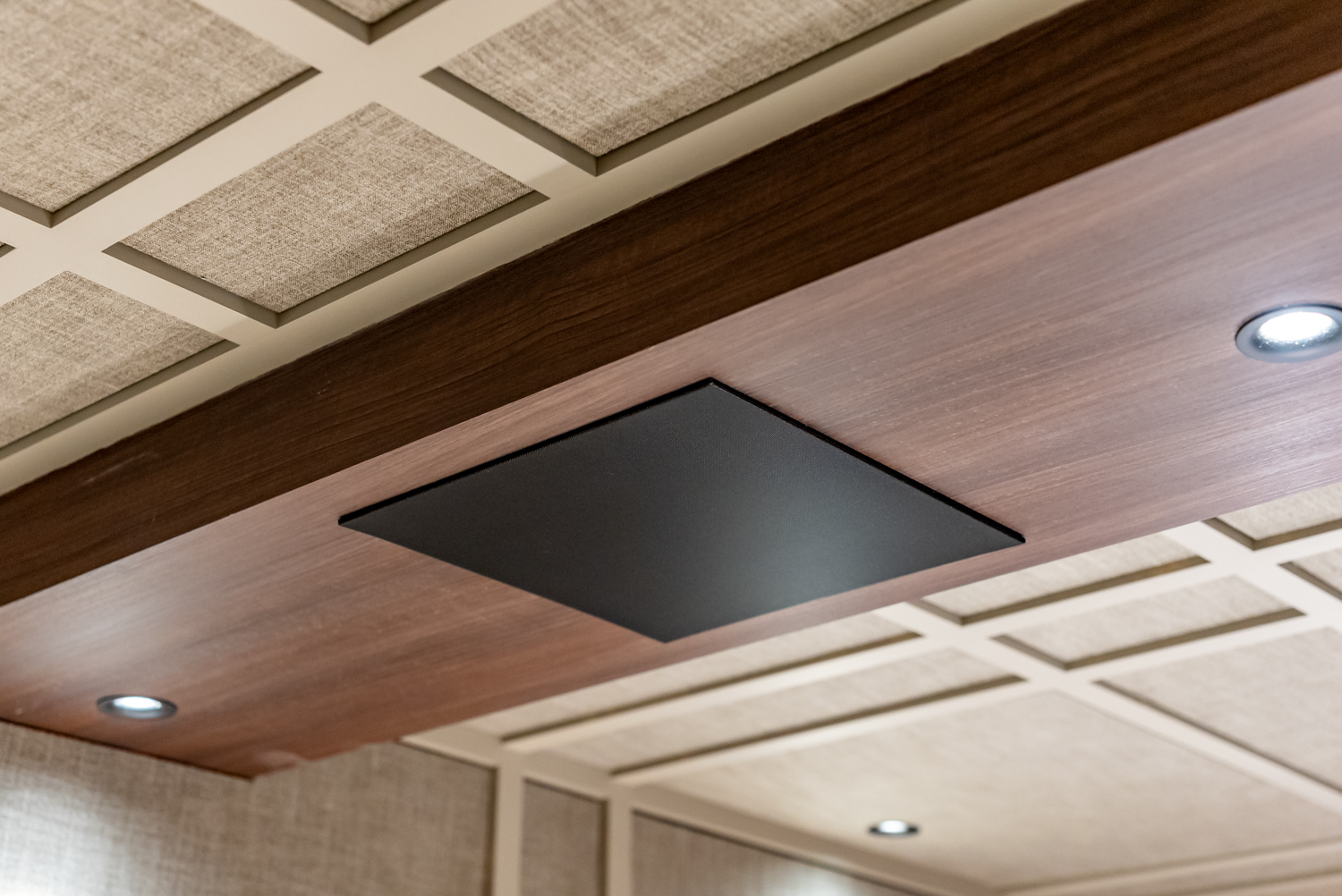007Bahama Hideaway_Ceiling_Panels